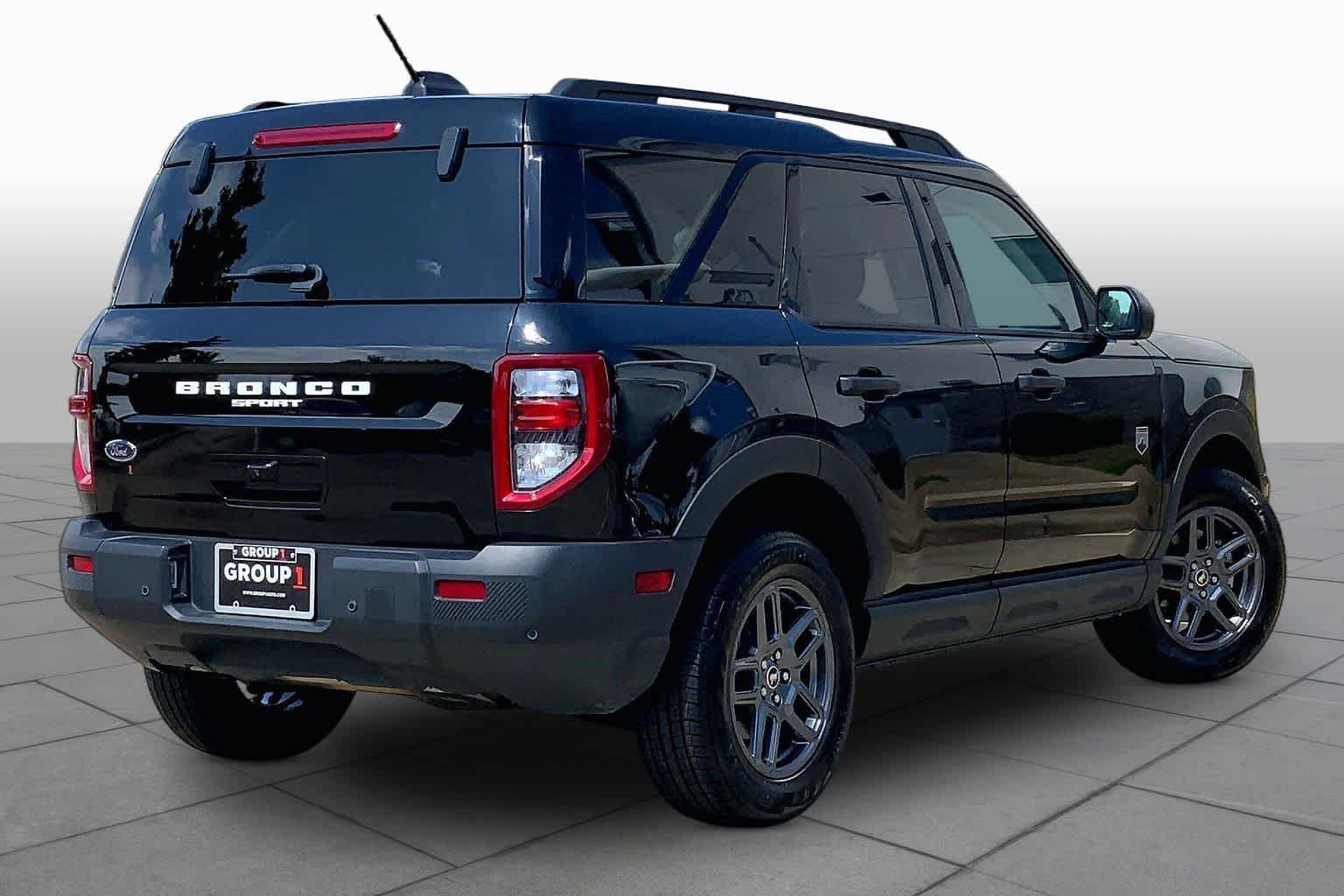 Used 2025 Shadow Black Ford Big Bend image 13