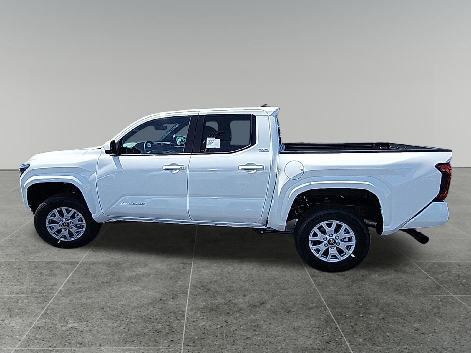 New 2026 Ice Cap Toyota  SR5 image 4