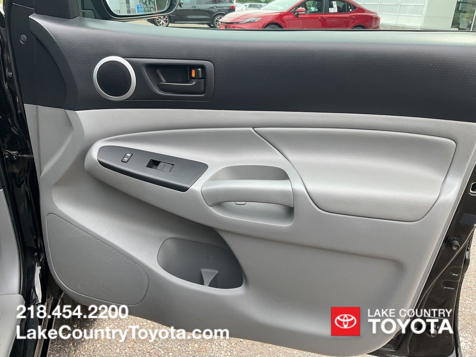 Used 2012 GREY METALLIC Toyota Base image 12