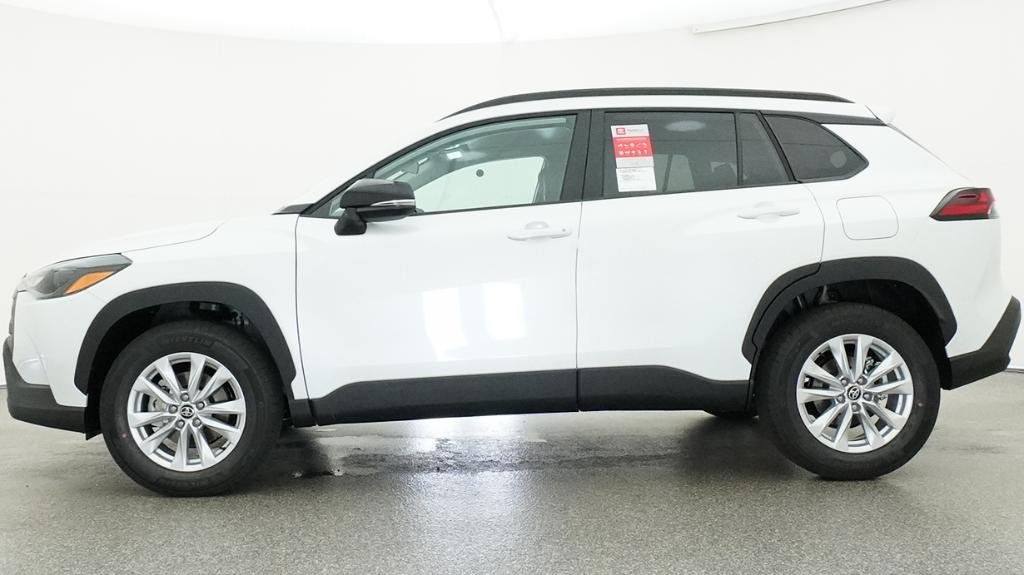 New 2026 Wind Chill Pearl Toyota LE image 17