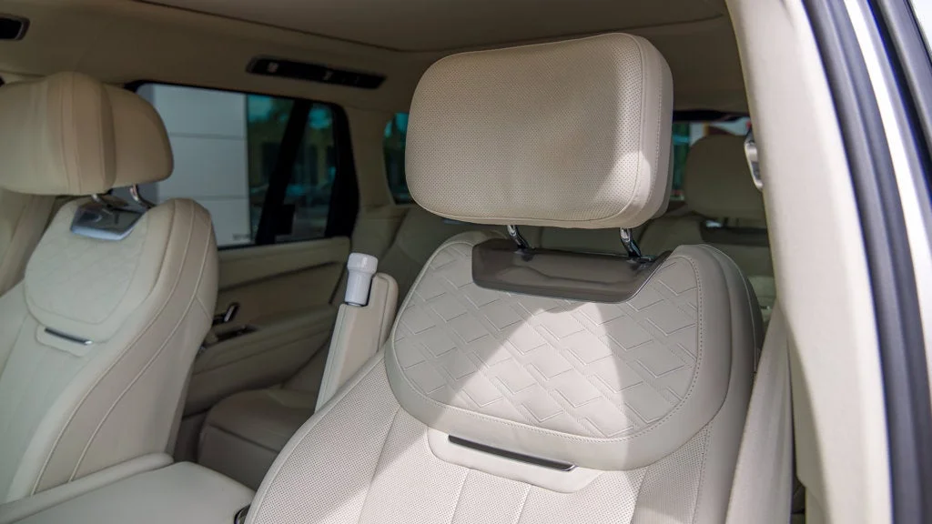 2023 Land Rover Range Rover SV - Photo 12