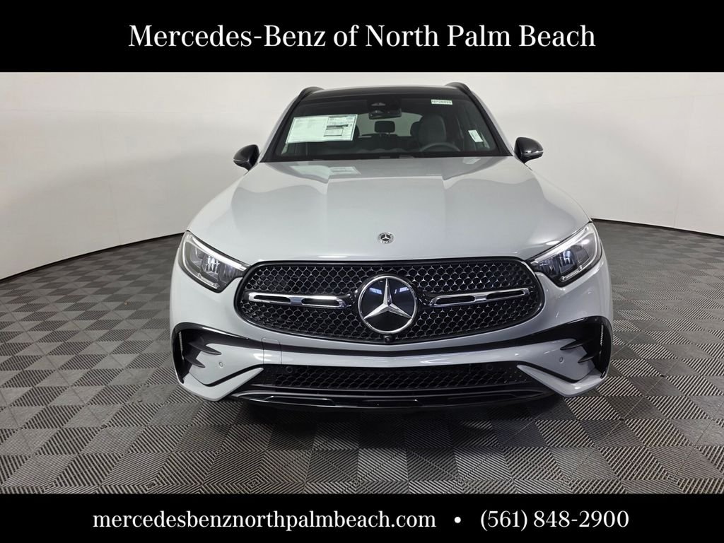 New 2026 MANUFAKTUR Alpine Grey Mercedes-Benz GLC 300 image 2