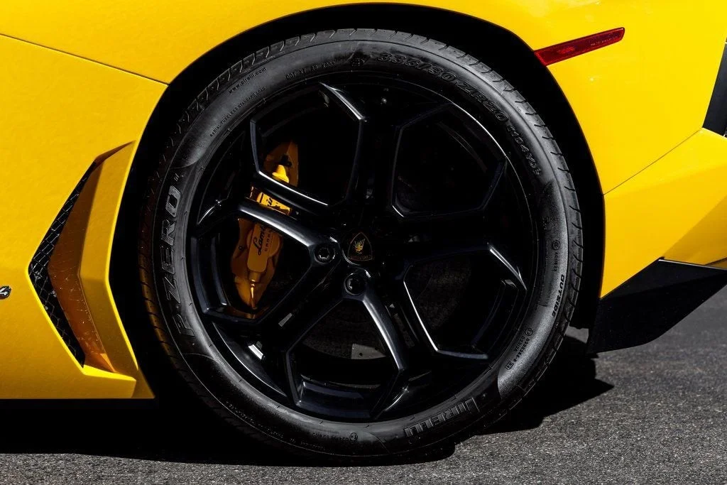Used 2014 Giallo Evros Lamborghini LP700-4 image 14