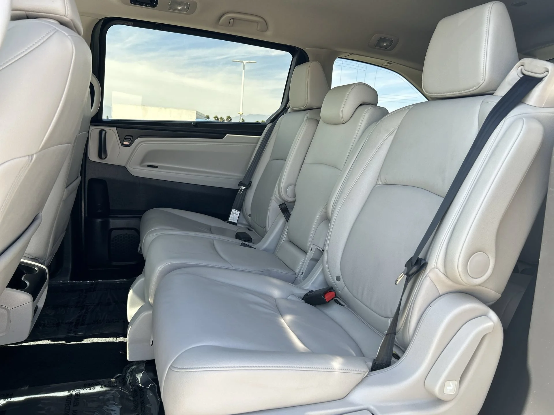 2025 Honda Odyssey EX-L - Photo 25
