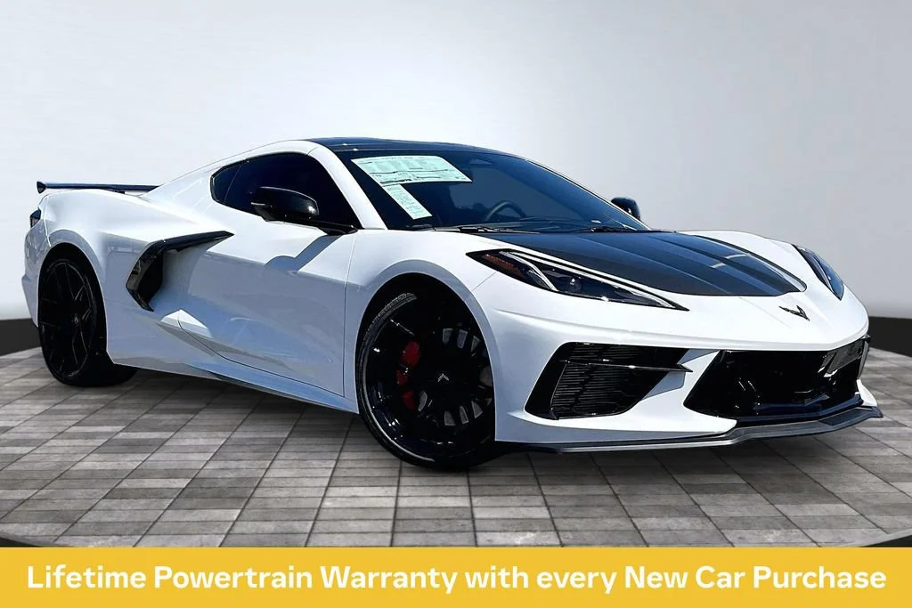 New 2026 Arctic White Chevrolet 2LT image 1