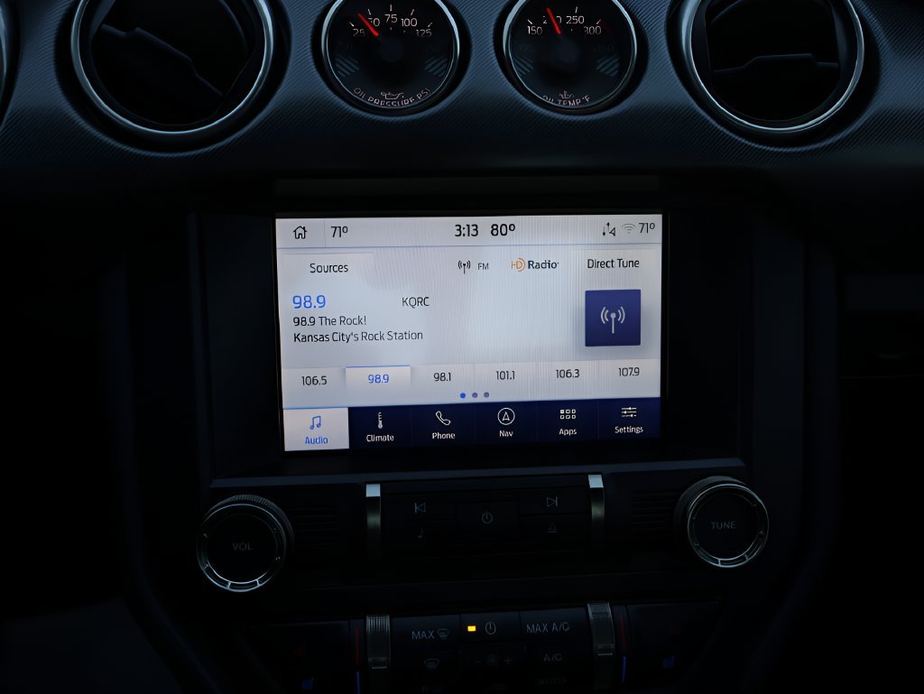 Used 2022 Grabber Blue Metallic Ford Shelby GT500 image 24
