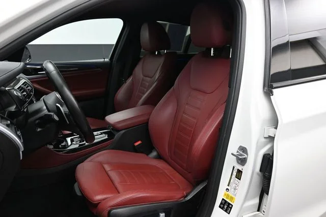 Used 2021 White BMW xDrive30i image 5