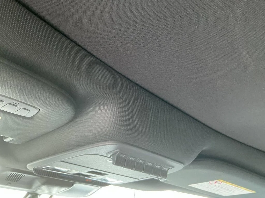 Used 2023 Oxford White Ford Lariat image 18