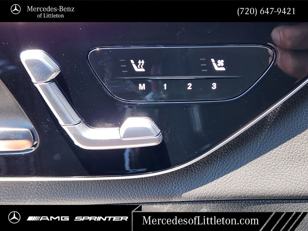 New 2026 Black Mercedes-Benz GLC 300 image 25