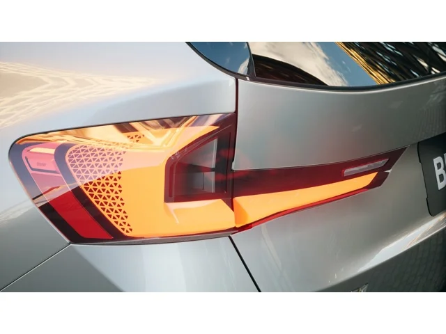 New 2026 Space Silver Metallic BMW xDrive28i image 8