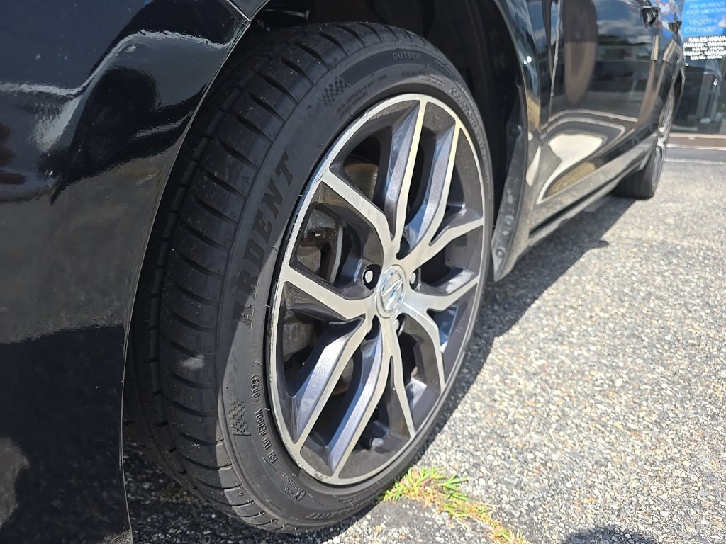 Used 2020  Acura Premium Package image 5