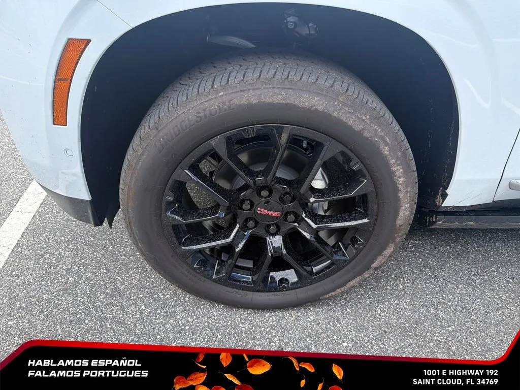 New 2026 Glacier White Tricoat GMC Denali image 10