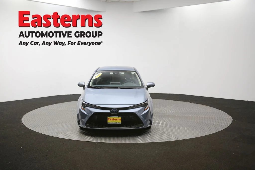 Used 2020 Gray Toyota LE image 51
