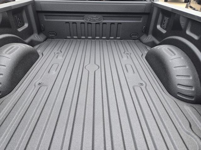 New 2026 Carbonized Gray Metallic FORD F-250® Lariat® image 40