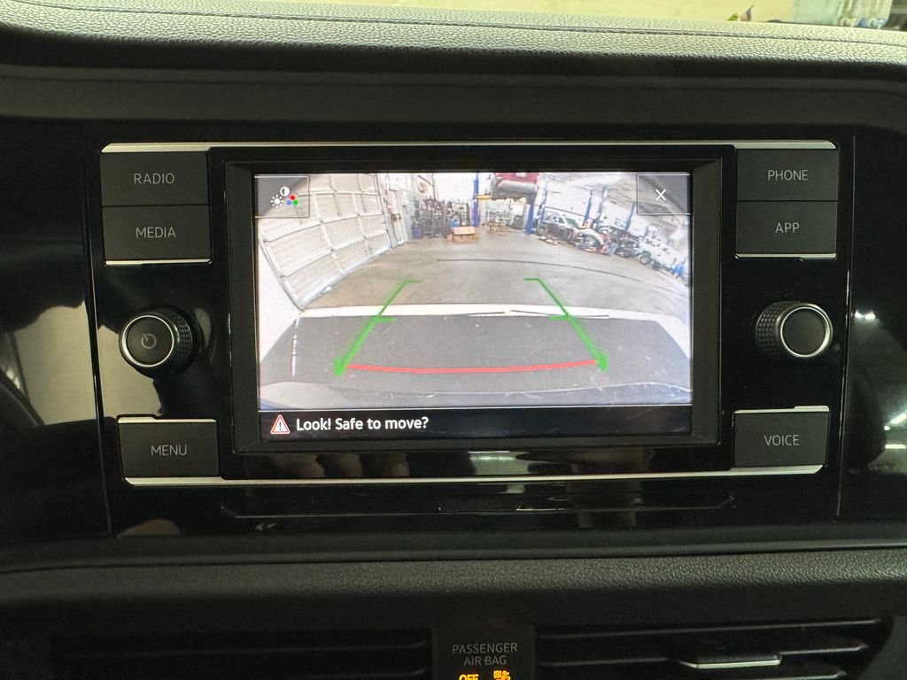 Used 2024 Black Volkswagen 1.5T SE image 21