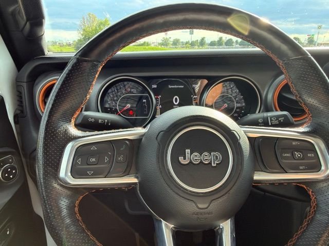 Used 2021 White Jeep Mojave image 16