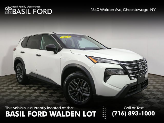 Used 2024 White Nissan S image 1