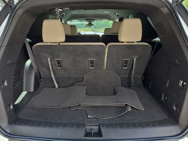 2023 Chevrolet Traverse LS - Photo 13