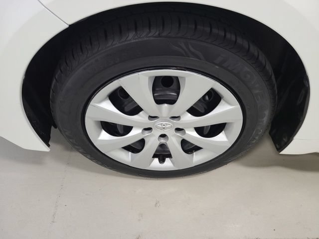 Used 2024 Ice Cap Toyota LE image 34