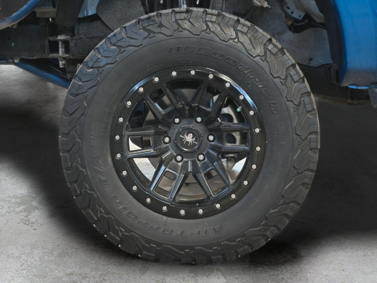Used 2022 Velocity Blue Ford XLT image 55