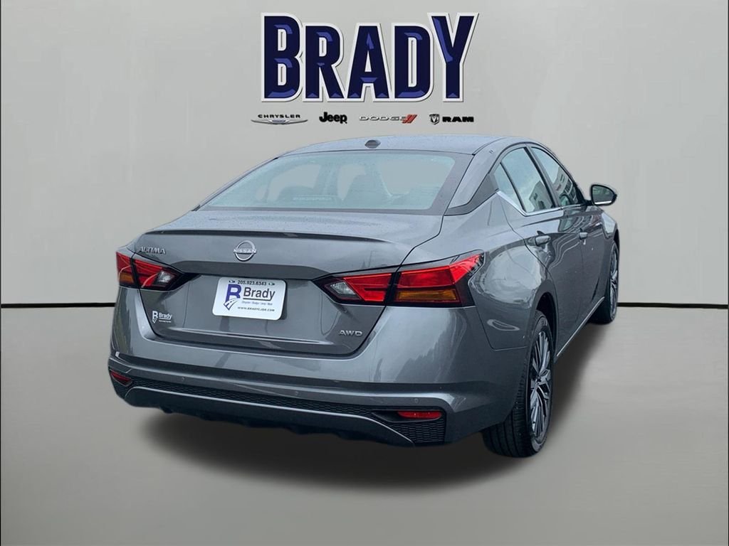 Used 2026 Gray Nissan 2.5 SV image 7