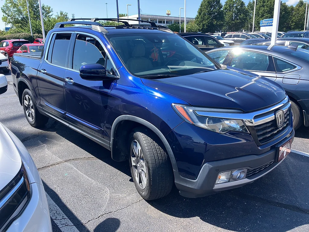 Used 2017 Obsidian Blue Pearl Honda RTL-E image 1