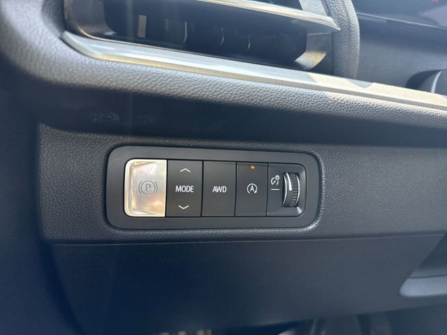 2024 Chevrolet Traverse 2LT - Photo 35