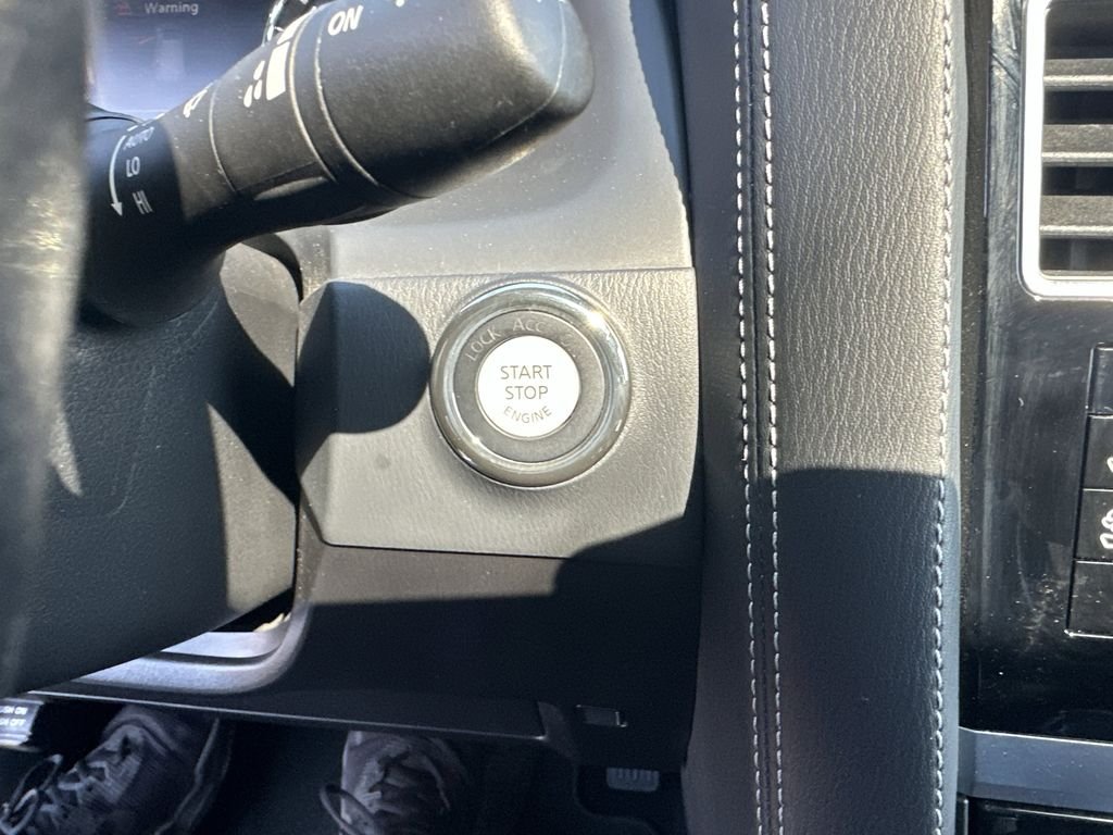 2023 INFINITI QX80 - Image 16