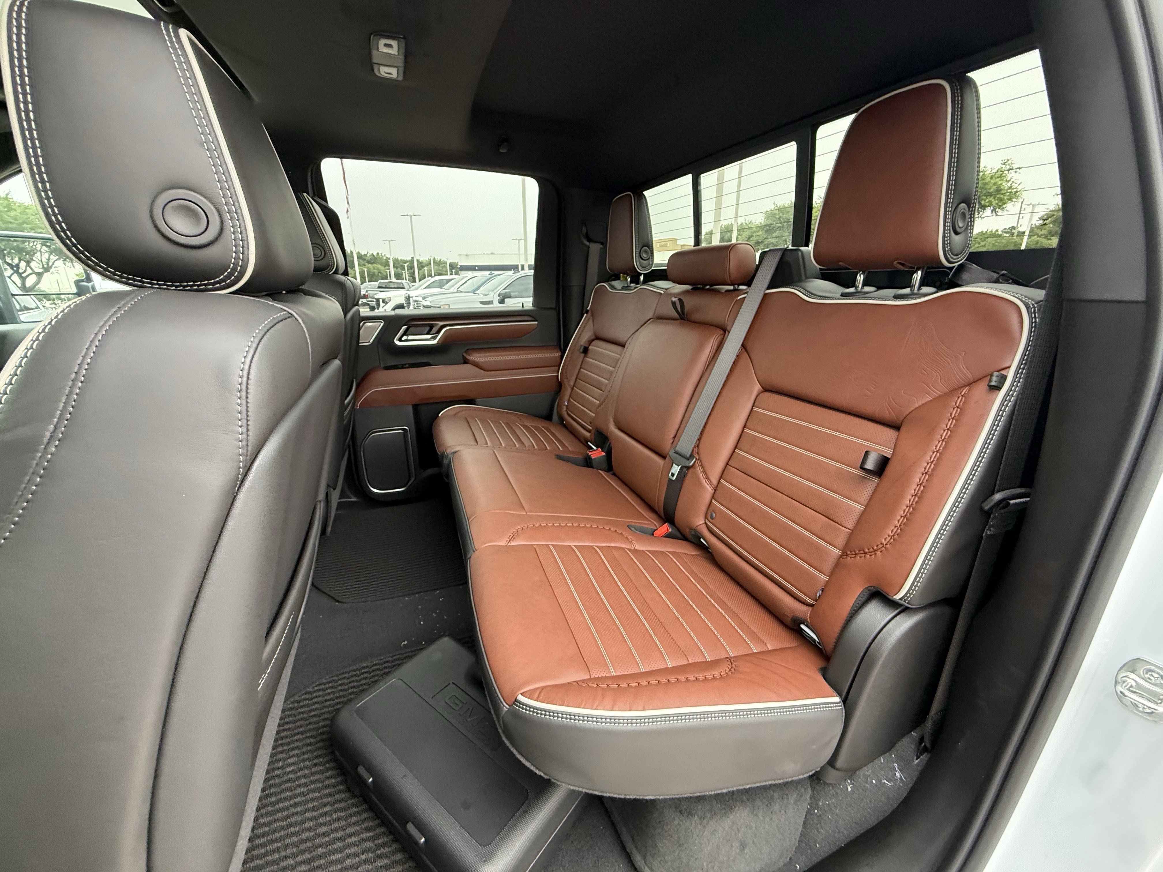 New 2026 Glacier White Tricoat GMC Denali Ultimate DRW image 15