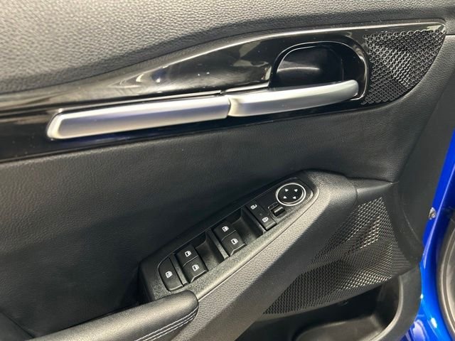 Used 2022 Neptune Blue Kia S image 21