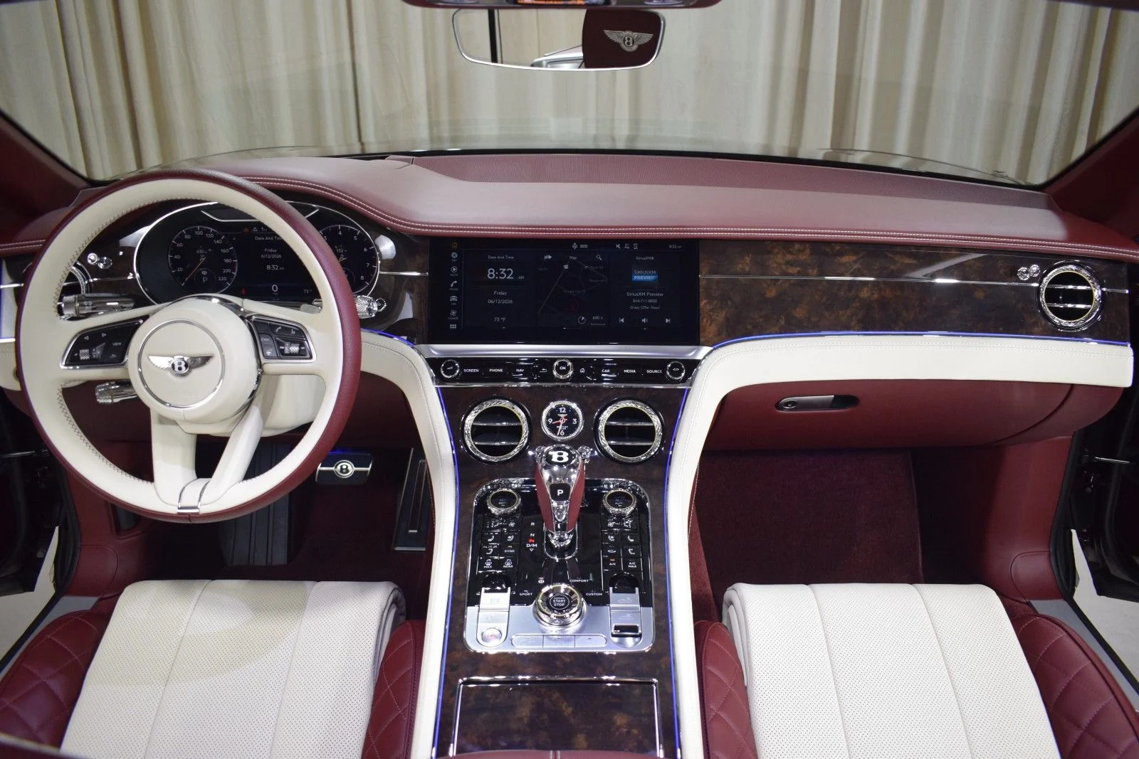 Used 2021 Red Bentley  image 2
