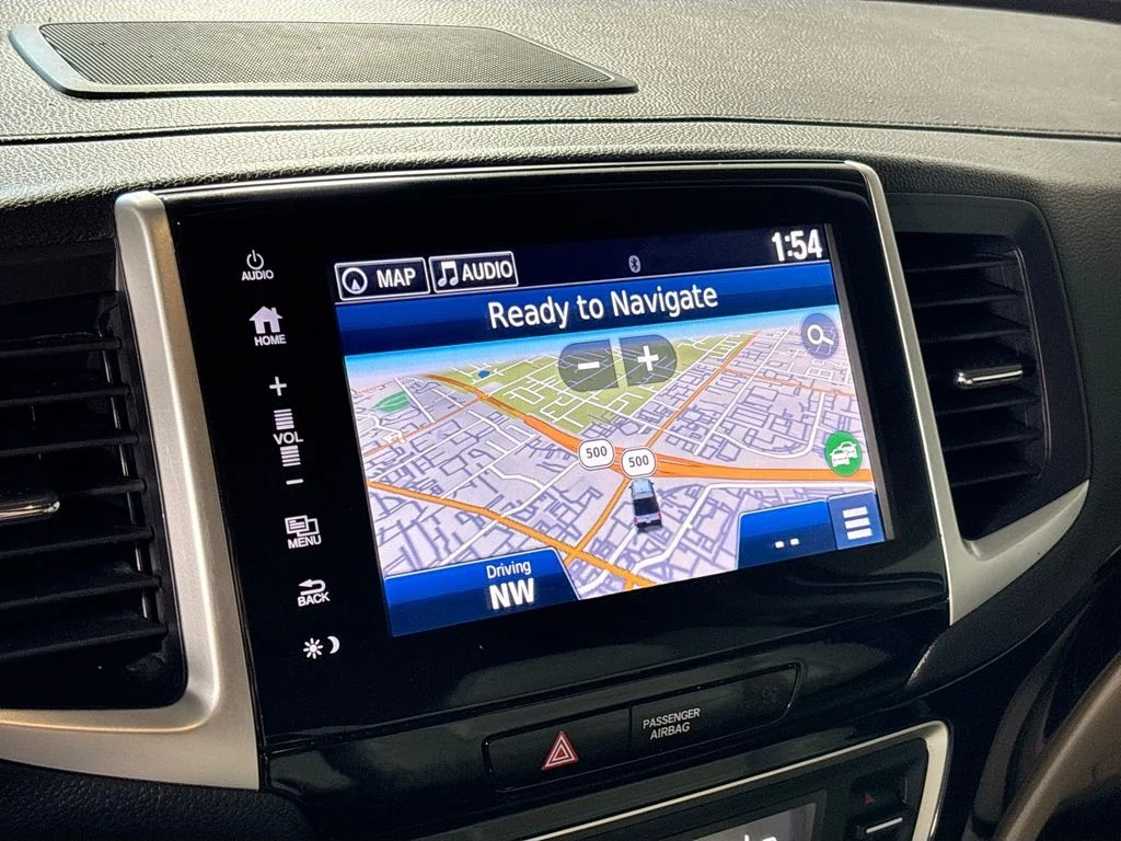 Used 2019 White Honda RTL-E image 16