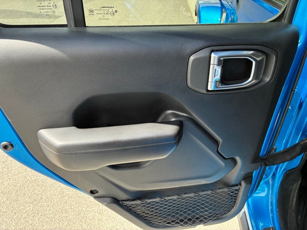 Used 2021 Blue Jeep Unlimited Sport S image 26