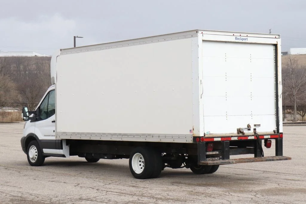 Used 2015 White Ford Base image 7