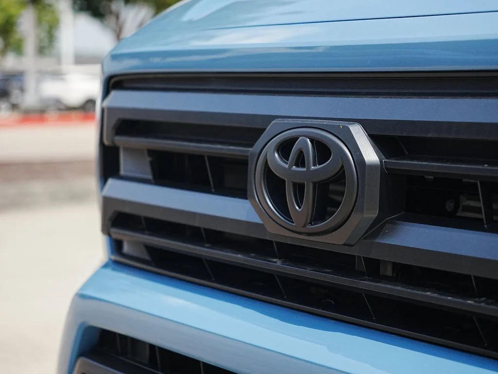 New 2026 Heritage Blue Toyota  SR5 image 4