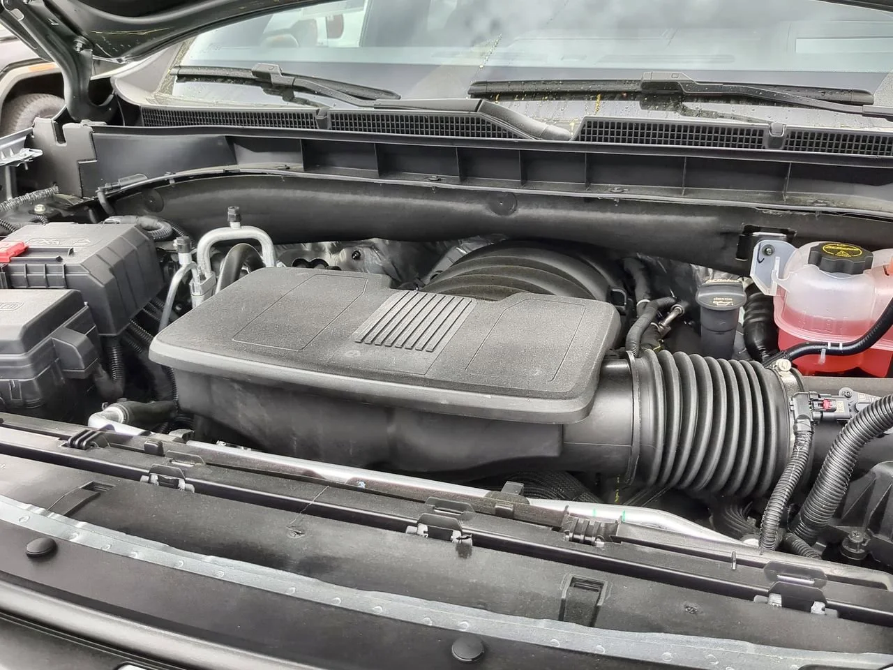 New 2026 Sterling Metallic GMC Denali image 31