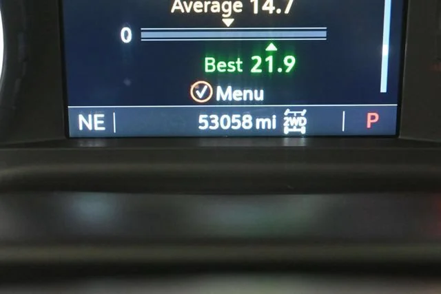 Used 2022 SUMMIT WHITE Chevrolet Custom image 15
