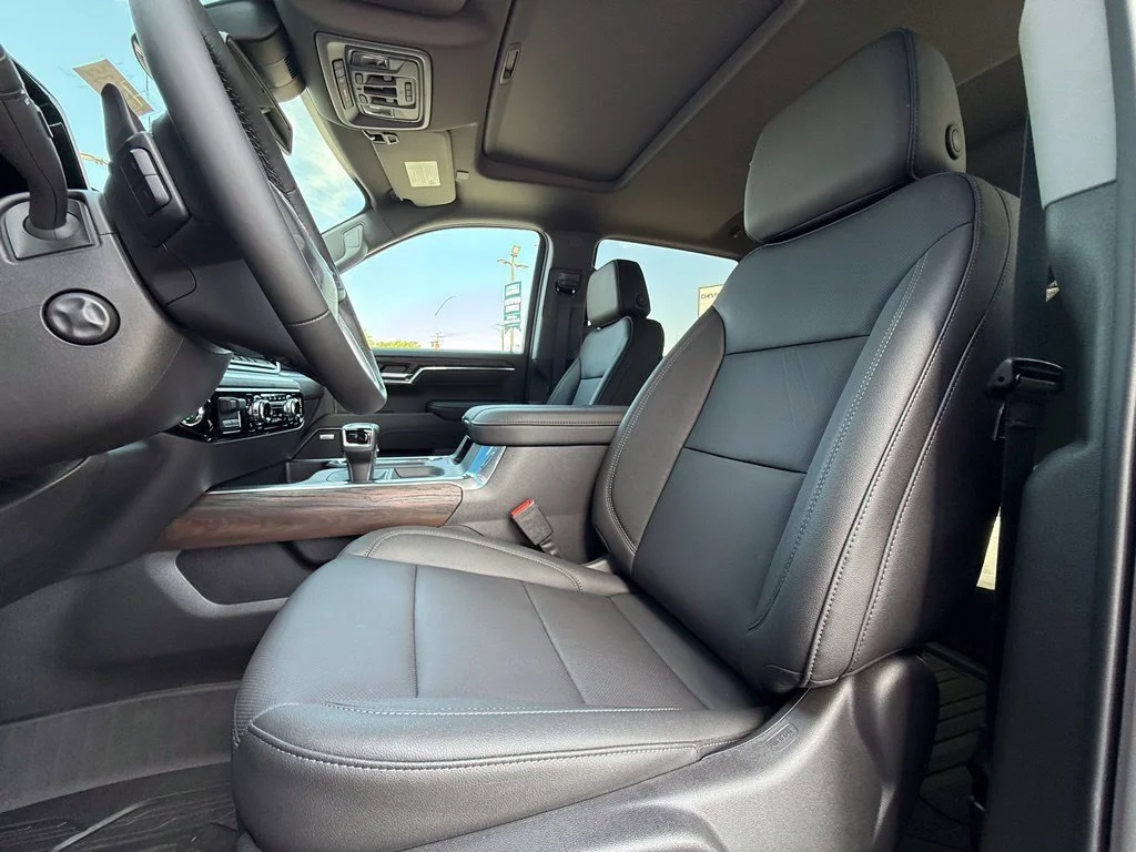 New 2026 Onyx Black GMC SLT image 34