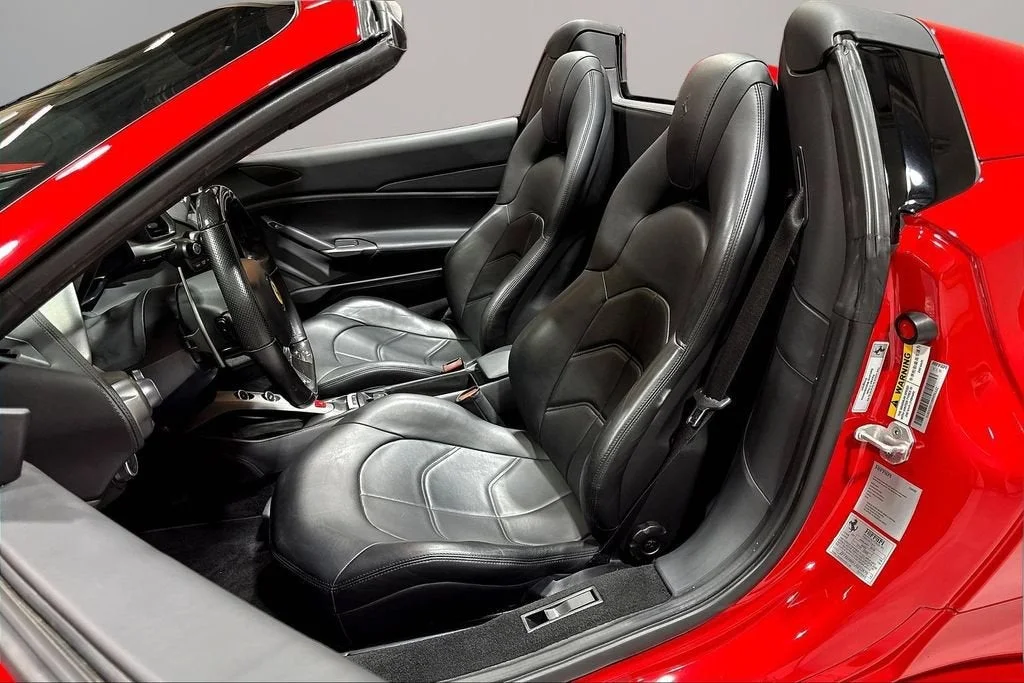 Used 2018 Rosso Corsa Ferrari  image 18