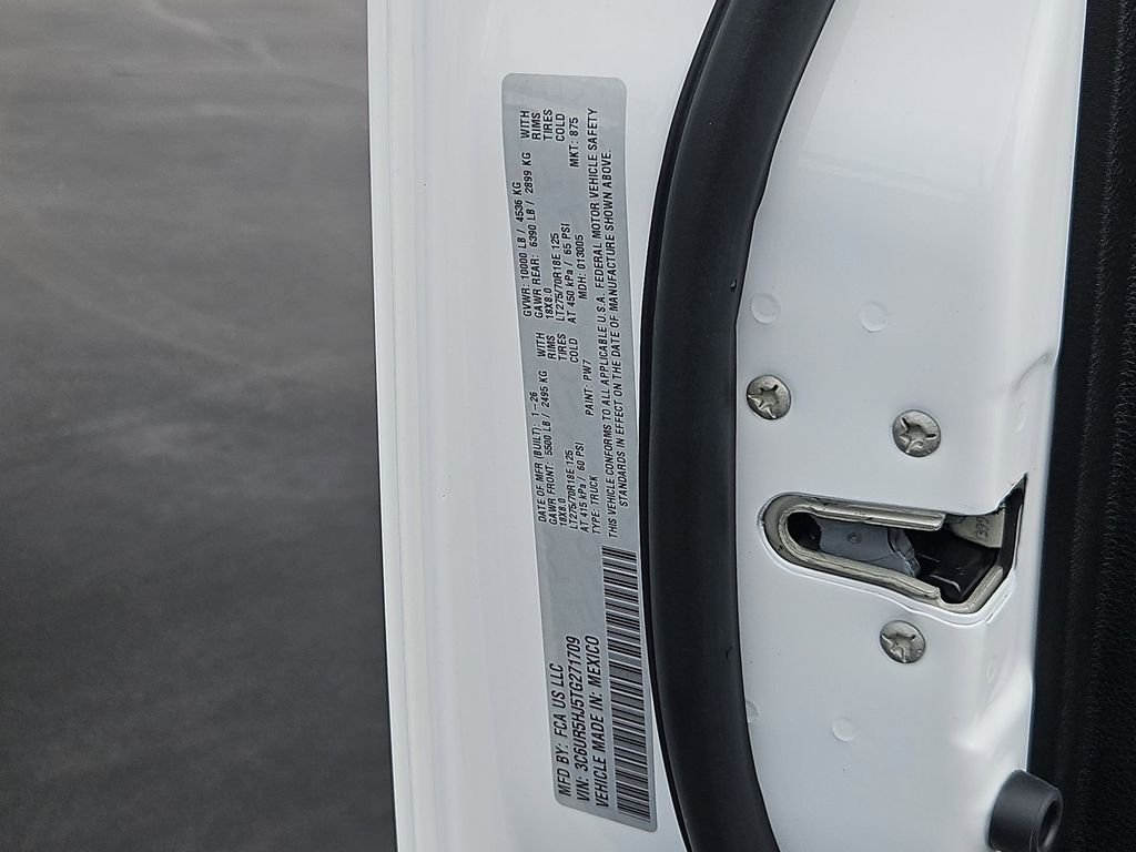 New 2026 Bright White Clear-Coat Exterior Paint RAM Tradesman image 32