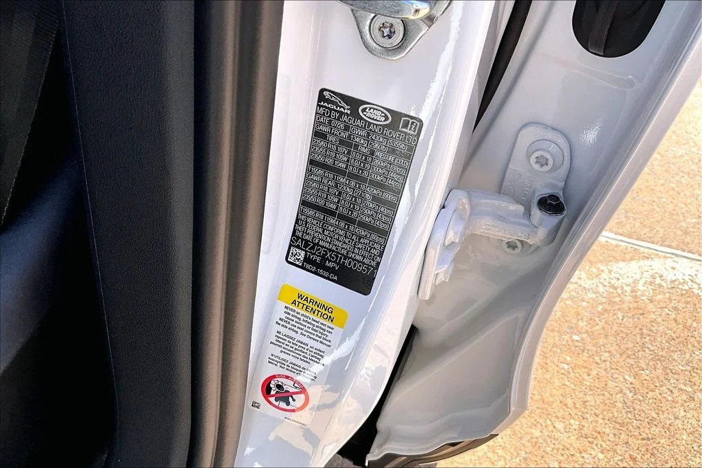 New 2026 White Land Rover S image 13