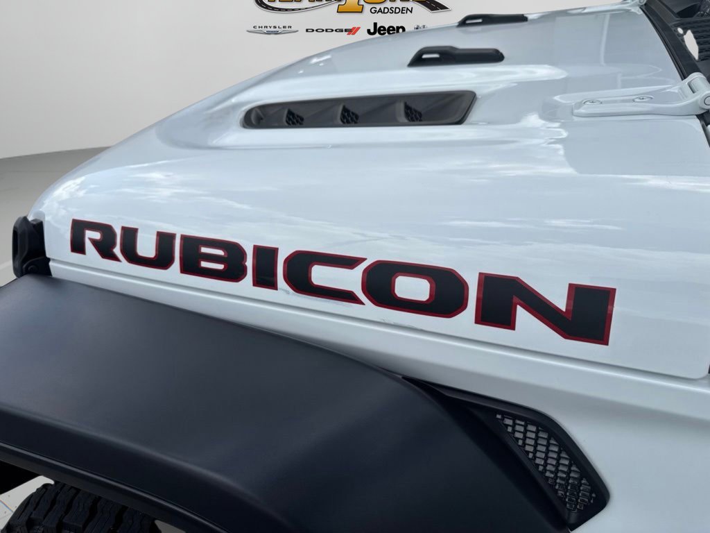 Used 2021 Bright White Clearcoat Jeep Unlimited Rubicon image 24