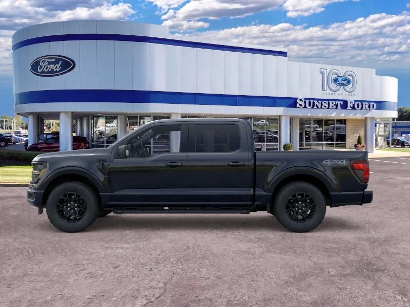 New 2026 Agate Black Metallic Ford XLT image 3