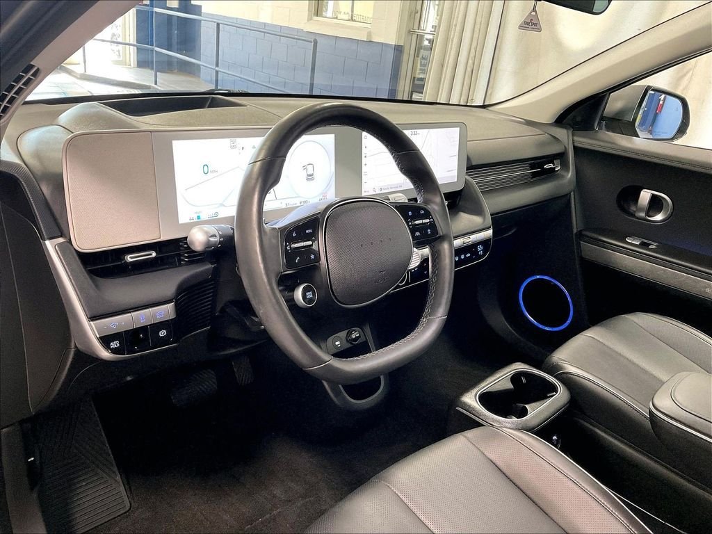 Used 2022 Gray Hyundai Limited image 8