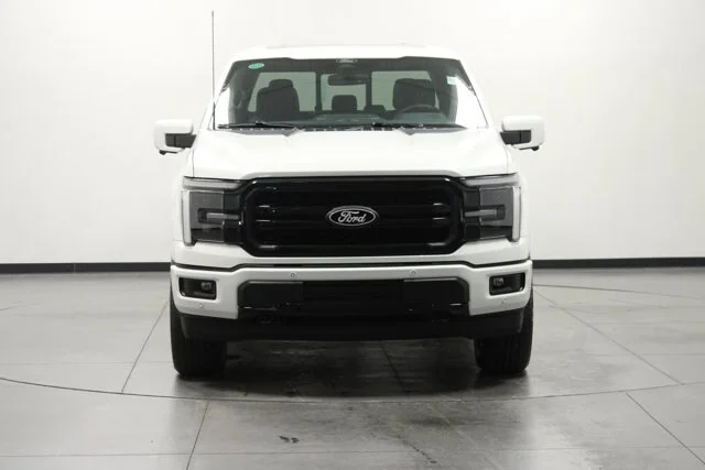 New 2026 Star White Metallic Tri-Coat Ford Lariat® image 30