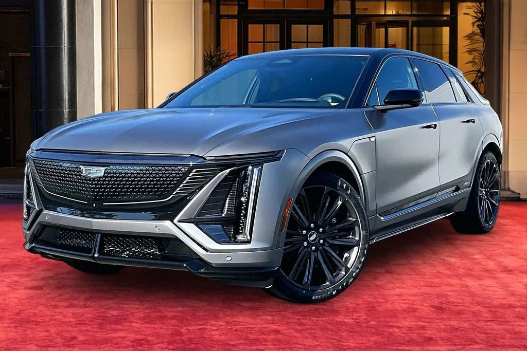 2026 Cadillac Lyriq V Series's photo