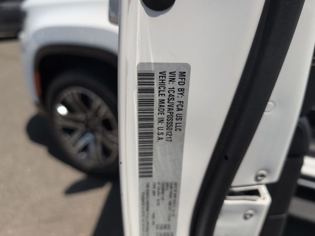 Certified Used 2025 White Jeep 4x4 image 33
