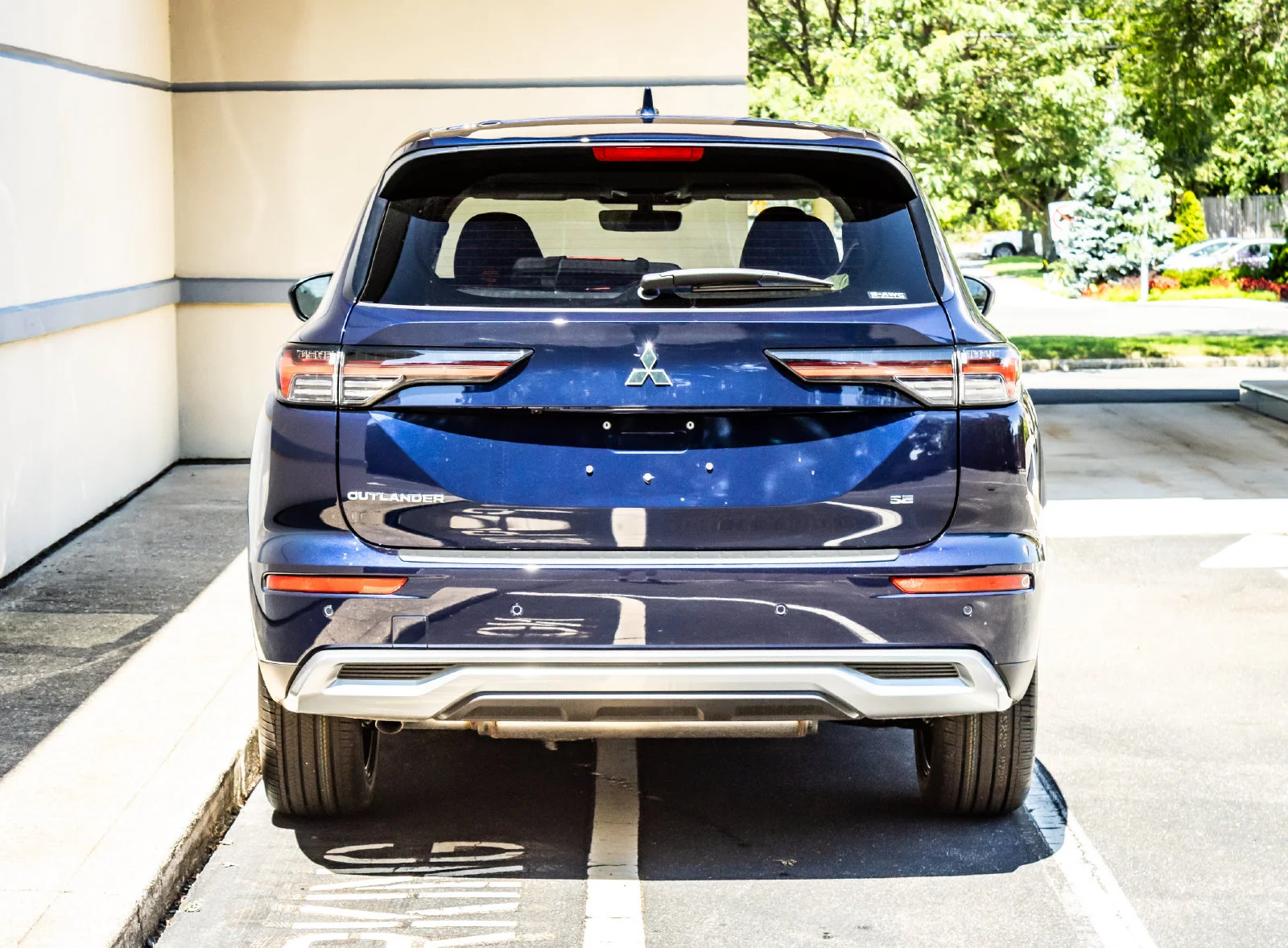 New 2026 Blue Mitsubishi SE 1.5T S-AWC image 6