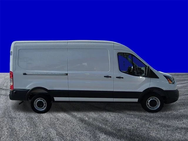 New 2026 Oxford White Ford Cargo Van image 3