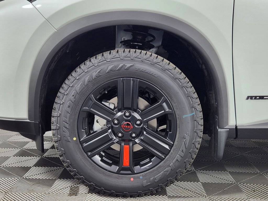 New 2026 Everest White Pearl TriCoat Nissan Rock Creek® image 15